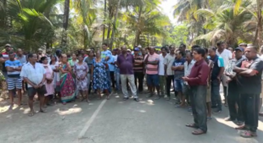 Emptying the Velsao pond an excuse for double tracking work