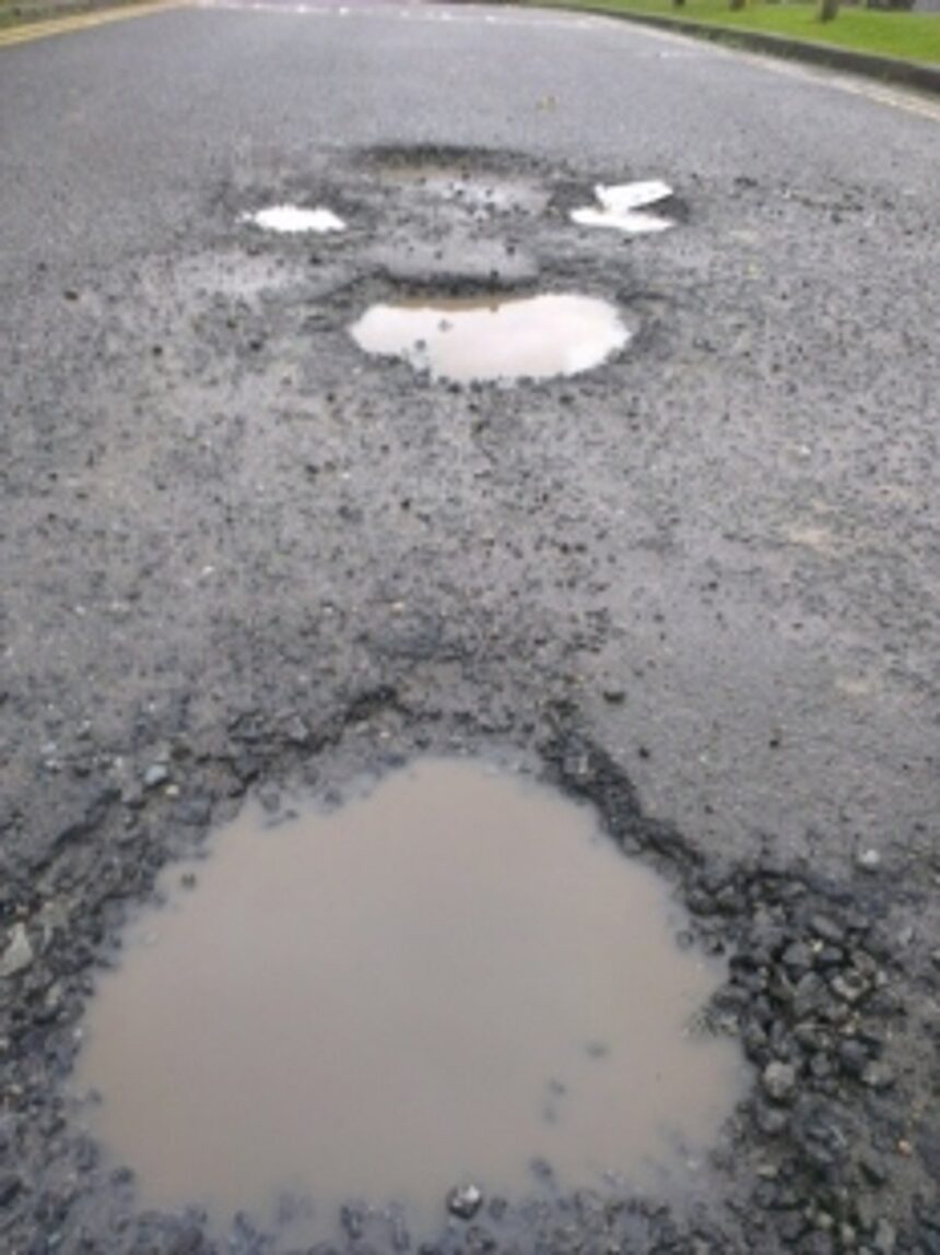 Ensure major roads in Goa are pothole-free within 4 weeks: HC 1 Ensure major roads in Goa are pothole-free within 4 weeks: HC