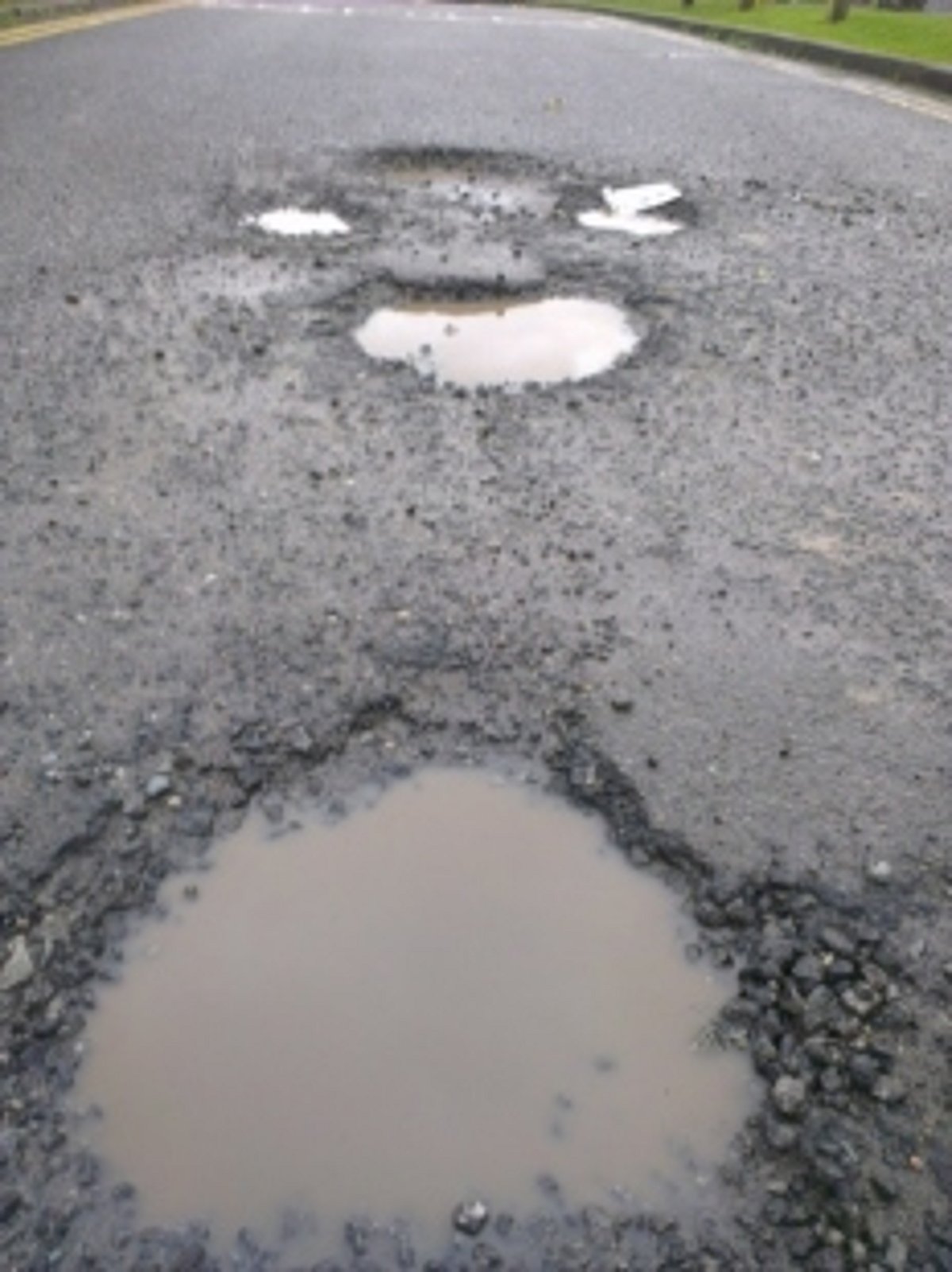 Ensure major roads in Goa are pothole-free within 4 weeks: HC
