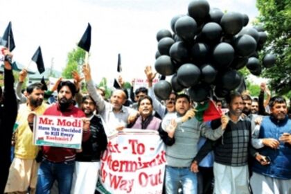 Every stone picked by misguided youths destabilises Kashmir: Narendra Modi