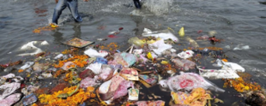 Ex-councillor, team collect 2400 kg of floral residue