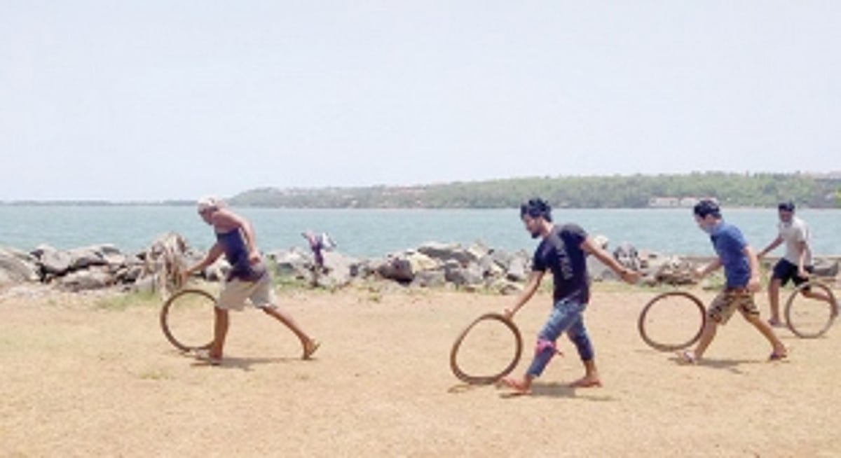 Ex-defence personnel teaches migrants to be ‘gentlemen’