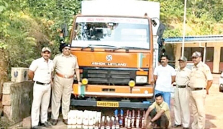 Excise Dept seizes illegal liquor at Anmod check-post