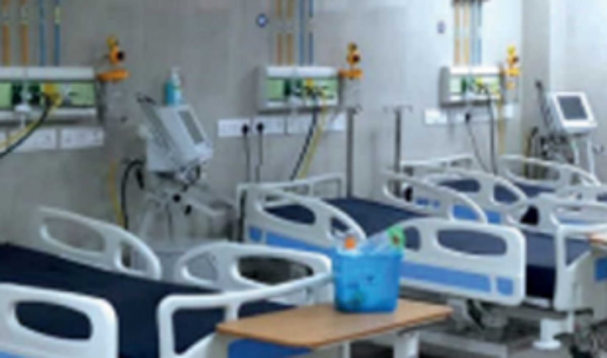 Expert Panel to monitor  COVID Hospital