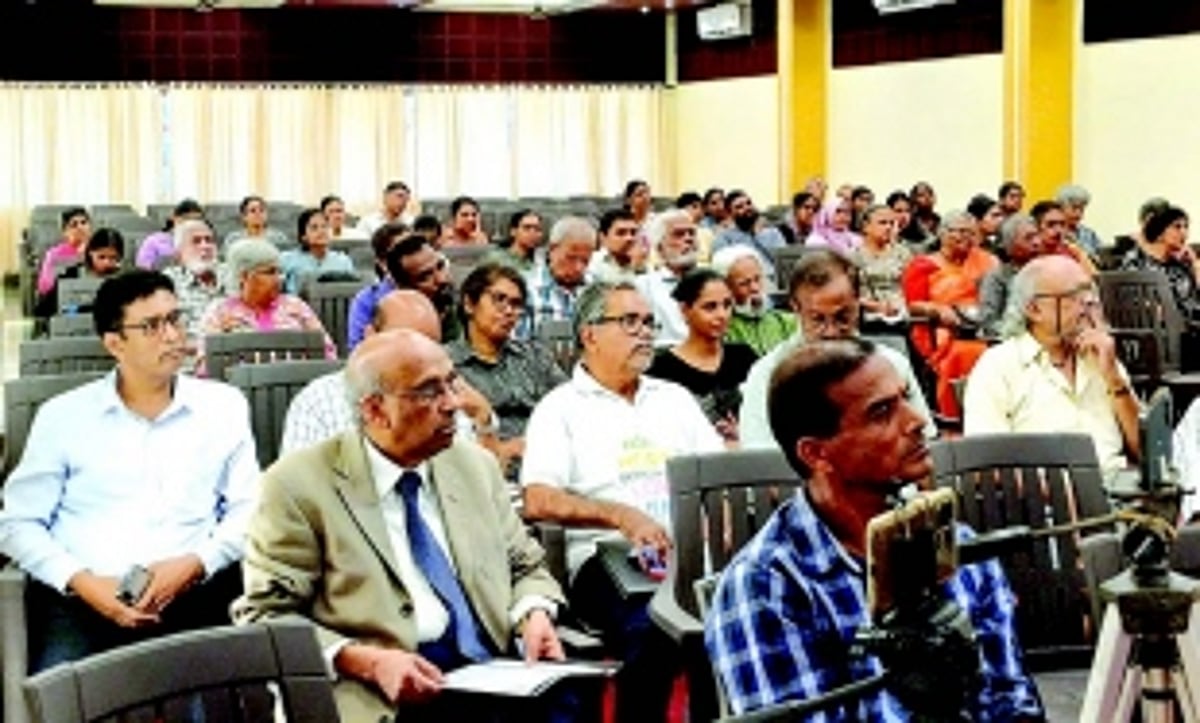 Experts deliberate on impact of environment degradation on women