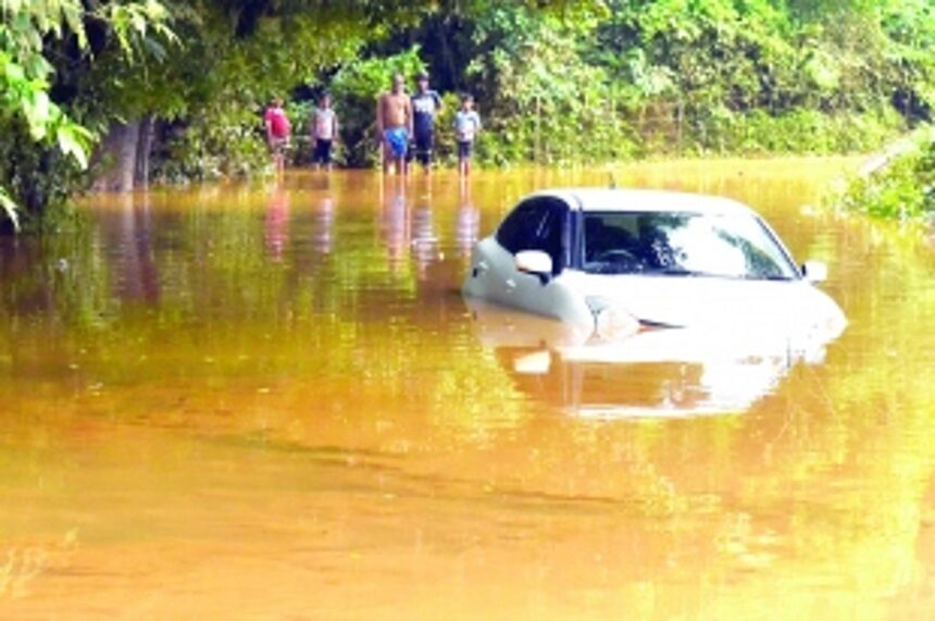 Extreme events and flooding: geomorphology-drainage nexus 1 Extreme events and flooding: geomorphology-drainage nexus