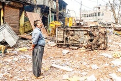 Extremely difficult to dialogue