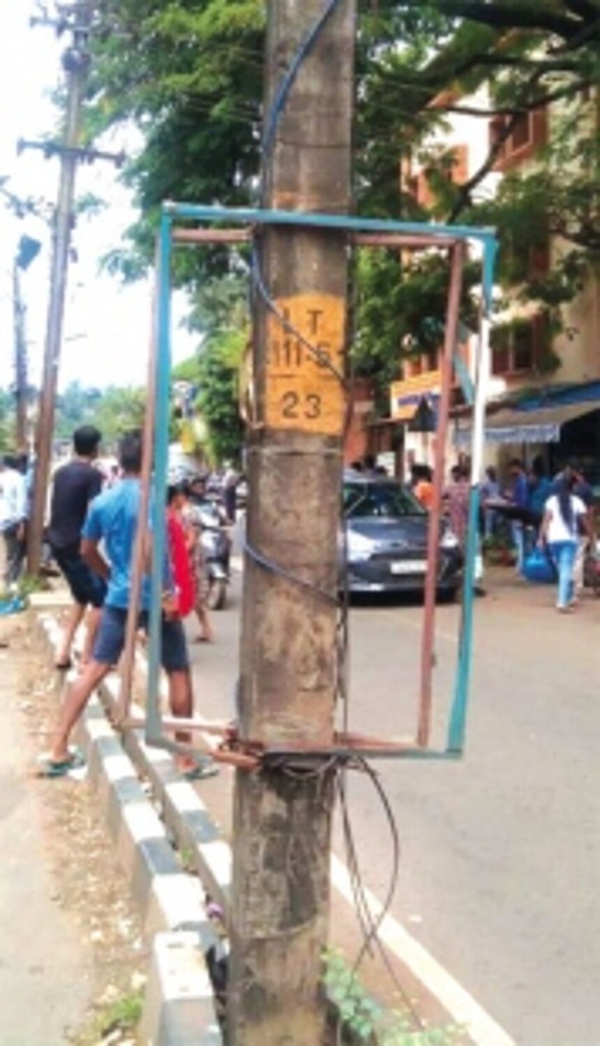 Eye-level signboards, frames pose a hazard to Vasco motorists