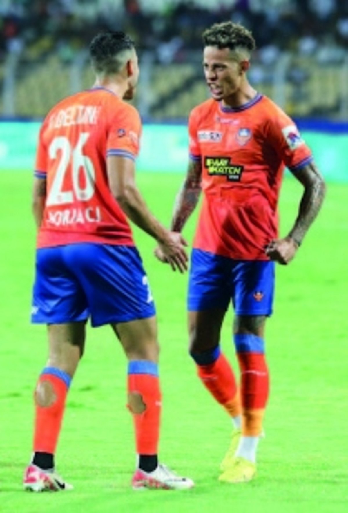 FC Goa intensify title race after 2-1  comeback win against Bengaluru FC