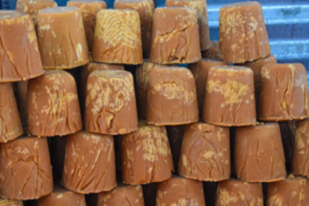 FDA destroys jaggery at Sirlim-Navelim