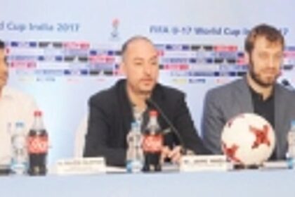 FIFA delegation gives thumb’s up to Nehru Stadium