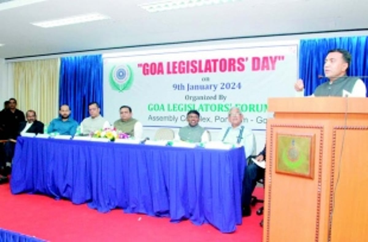 Falling confidence of electorate in institutions matter of concern: Narwekar