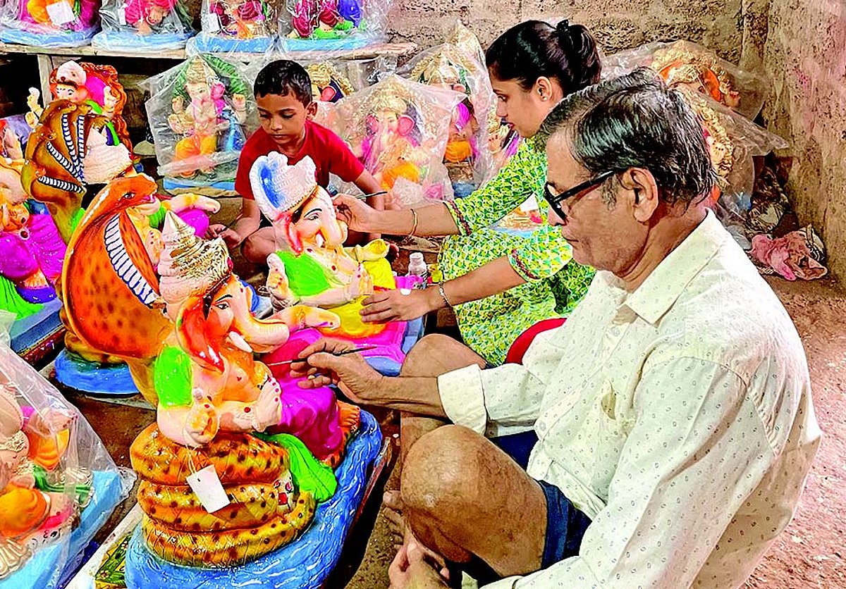 Family affair: The Shetkars of Sirvoi-Quepem continue Ganesh idol-making
craft for 35 years