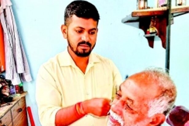 Family comes first: Siolim’s young barber Sarvesh Korgaonkar is a role model of resilience