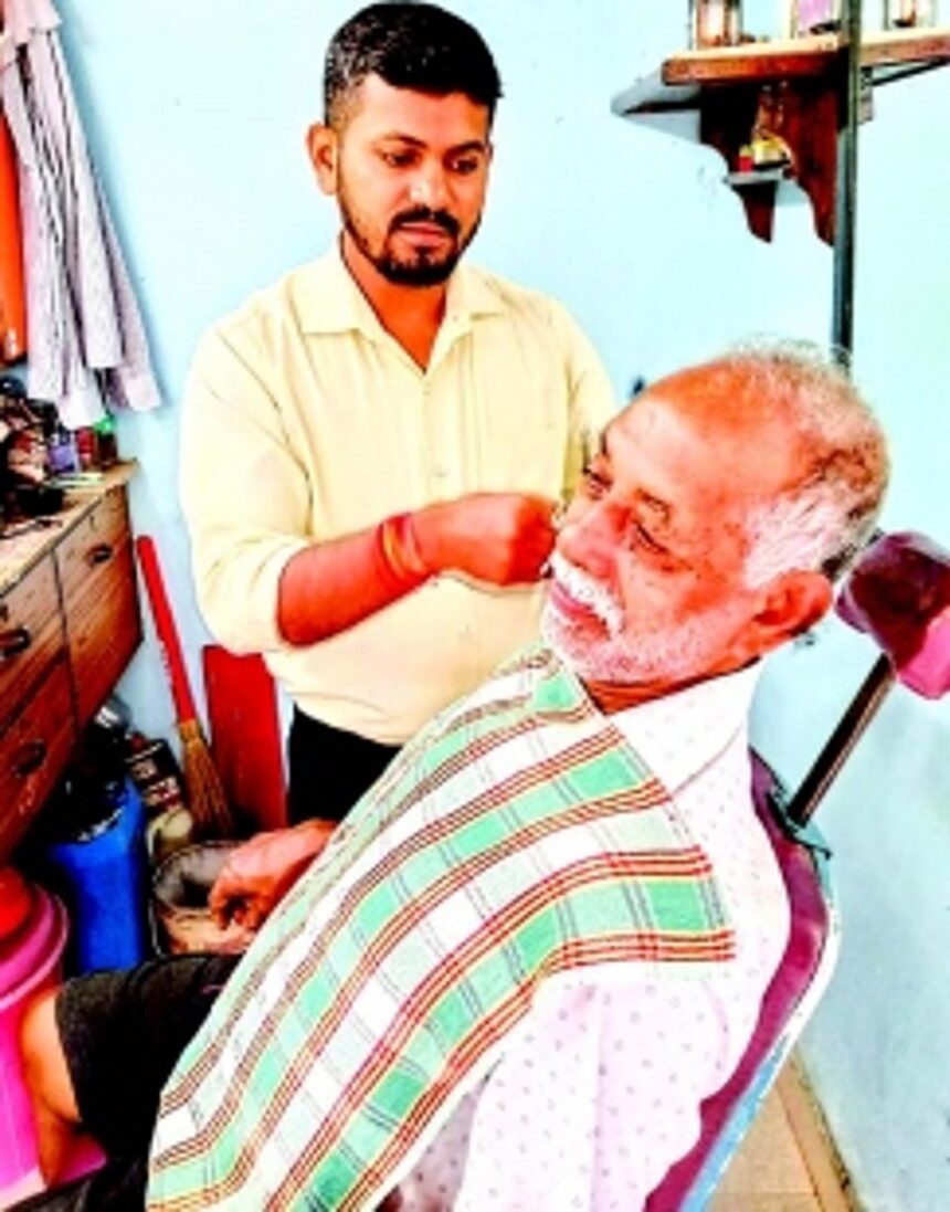 Family comes first: Siolim’s young barber Sarvesh Korgaonkar is a role model of resilience