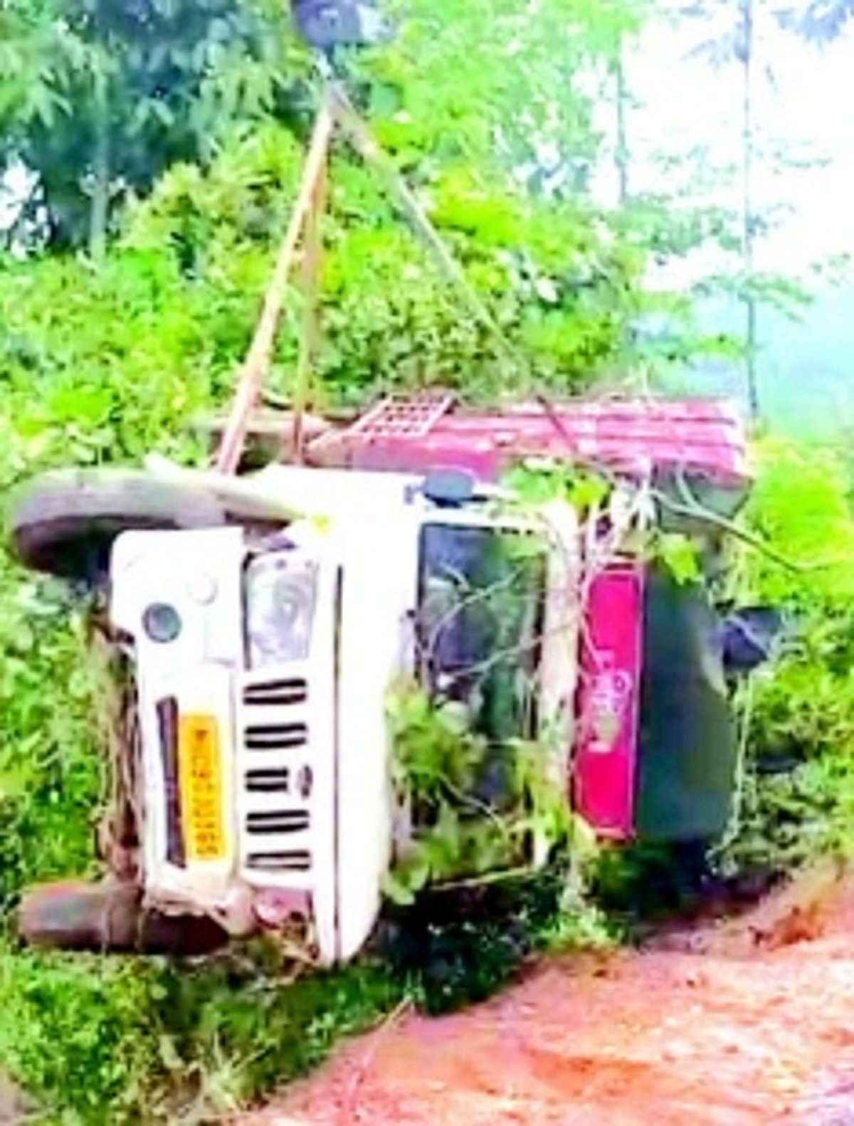 Family has lucky escape as commercial vehicle rams into a house
