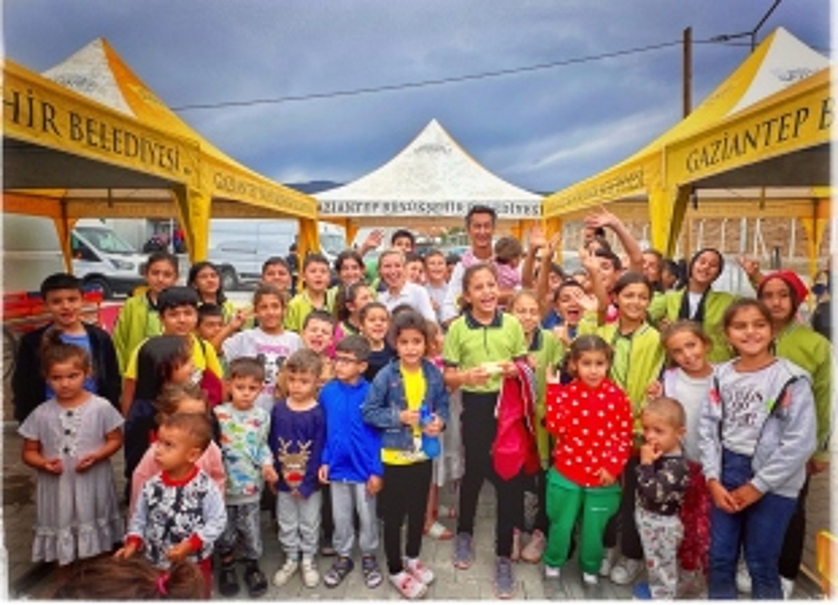 Family of three on a musical journey across the world