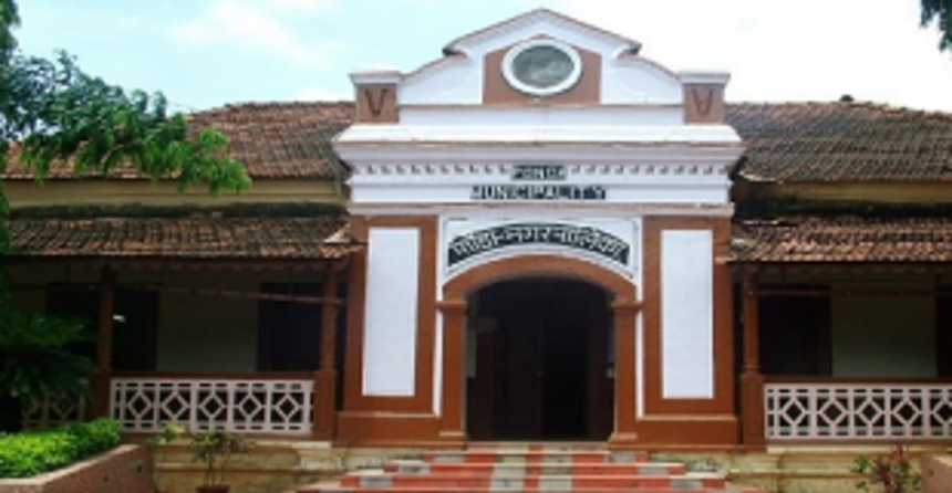Fans, lights not working at Ponda Municipal Library
