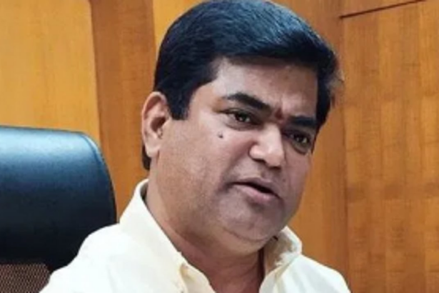 Farmers complete skill development training on how to operate ‘paddy combine harvesters’