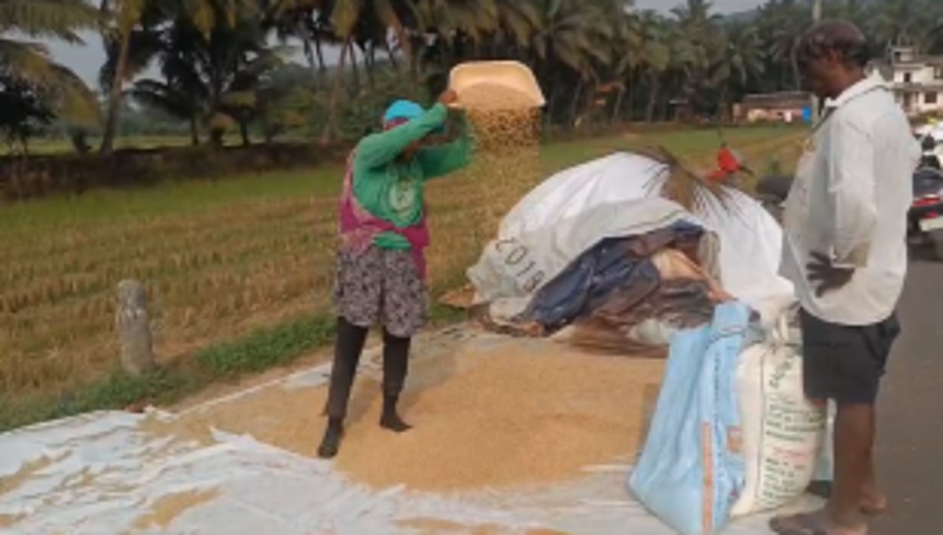 Farmers in Verna Rally for Increased Subsidies and Scrapping of Privatization Policies