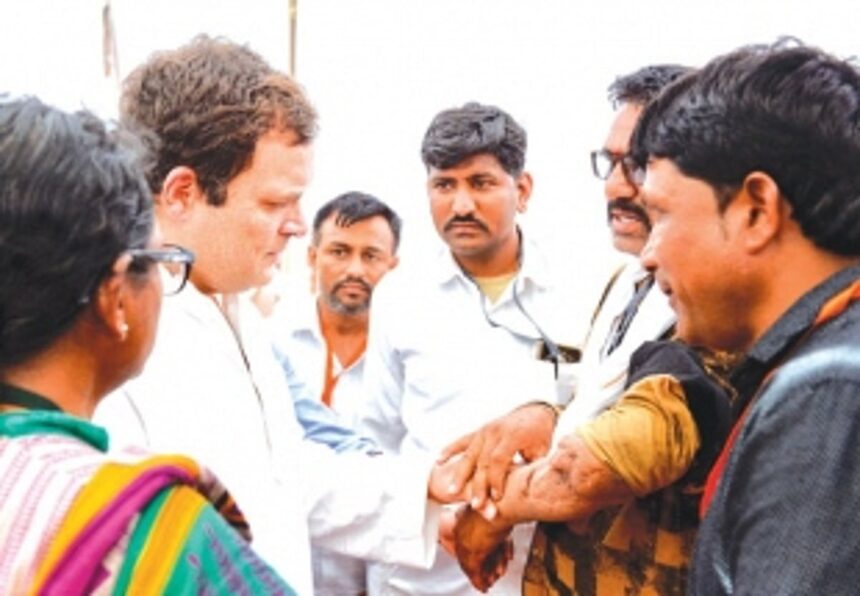 Farmers' loan in MP will be waived in 10 days if Cong comes to power: Rahul 1 Farmers' loan in MP will be waived in 10 days if Cong comes to power: Rahul