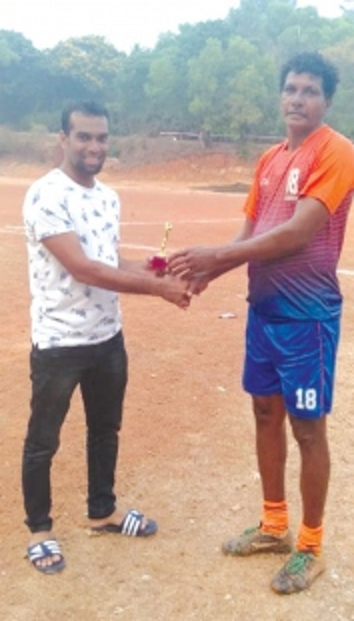 Fatorda storm into semis