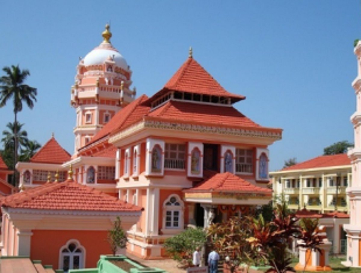 Fatorpa zatrotsav commences