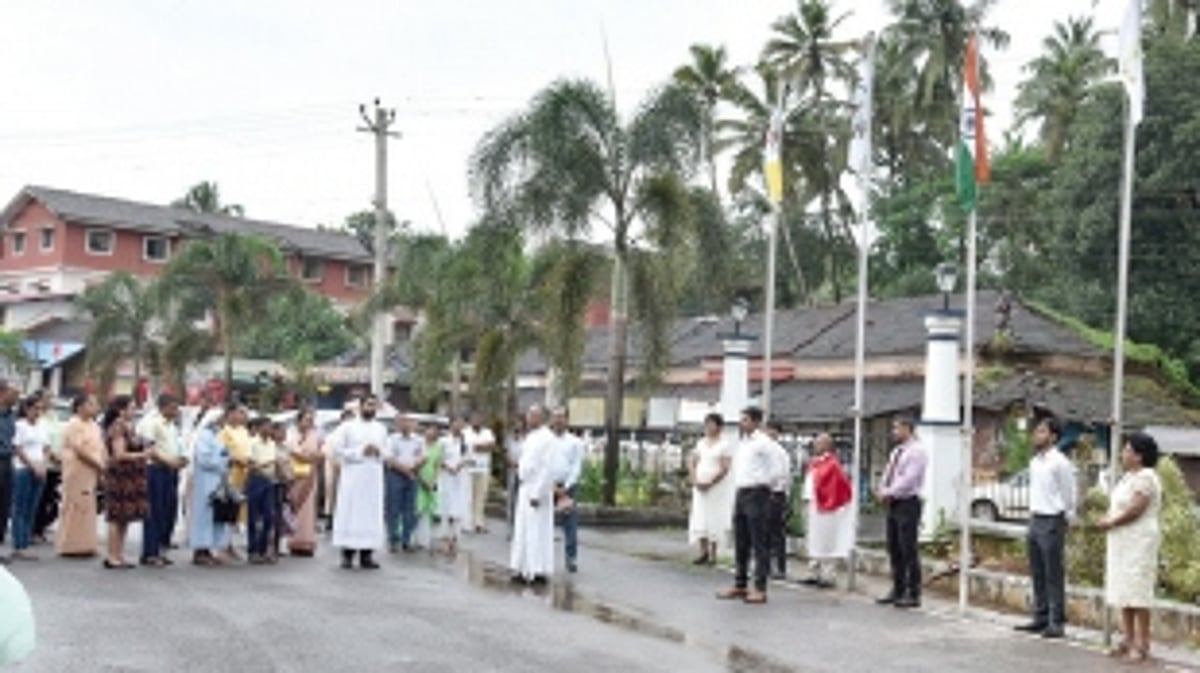 Feast of Assumption of Blessed Virgin Mary & I-Day celebrated at St Anthony’s Church, Siolim