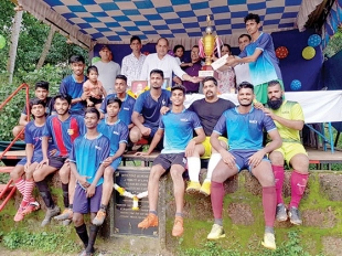 Ferrari Boys lift Sereno Cardozo Memorial trophy