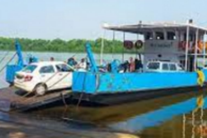 Ferry woes of Divar islanders