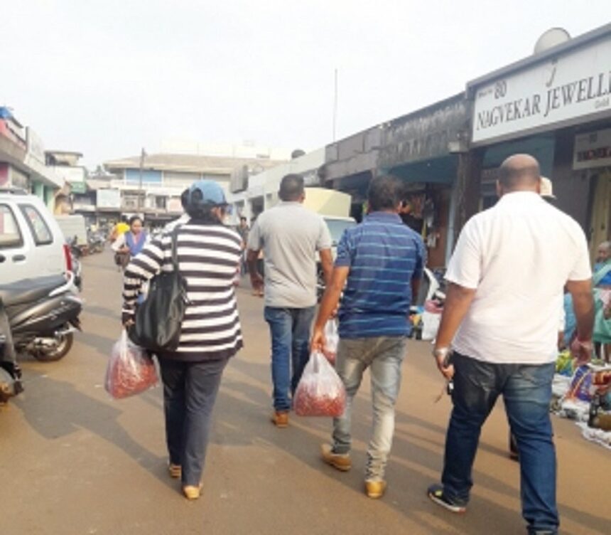 Few vendors favour plastic ban in Mapusa