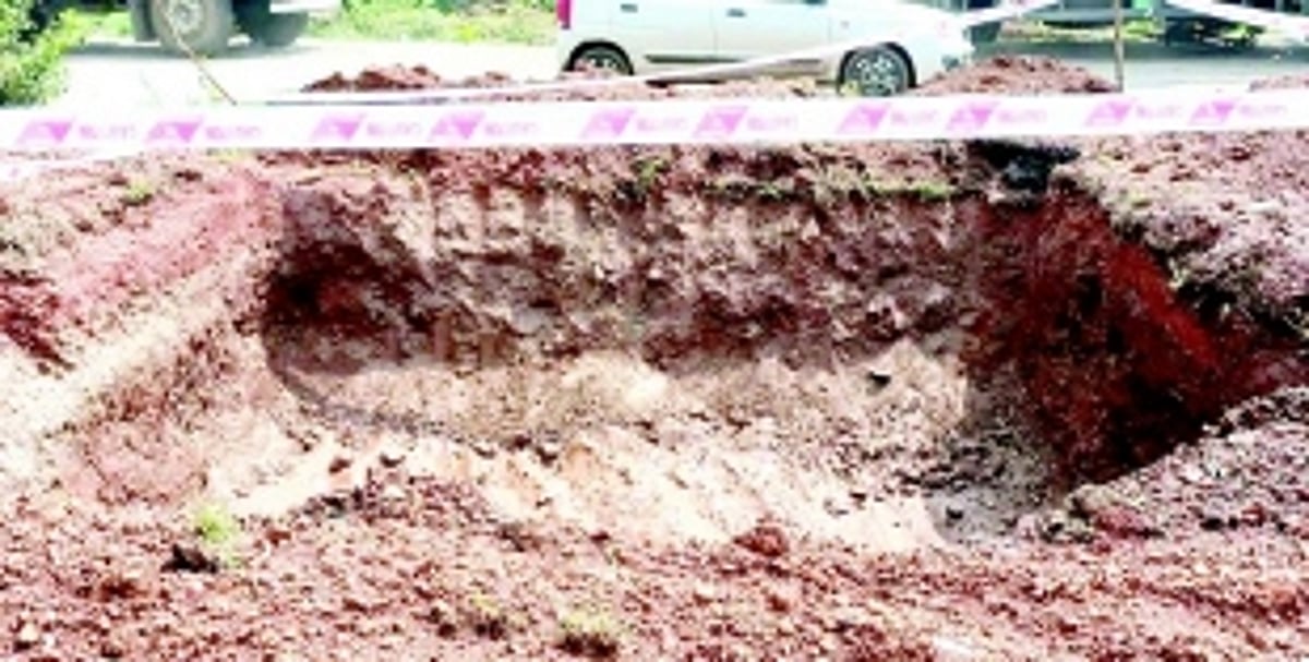 Finally work on NH box culvert to prevent flooding begins at Opa-Khandepar junction