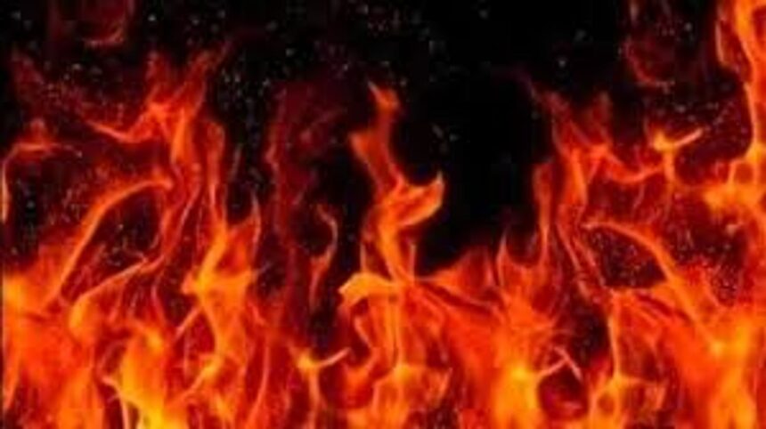Fire Erupts in Calangute, Shack and Boats Destroyed 1 Fire Erupts in Calangute, Shack and Boats Destroyed