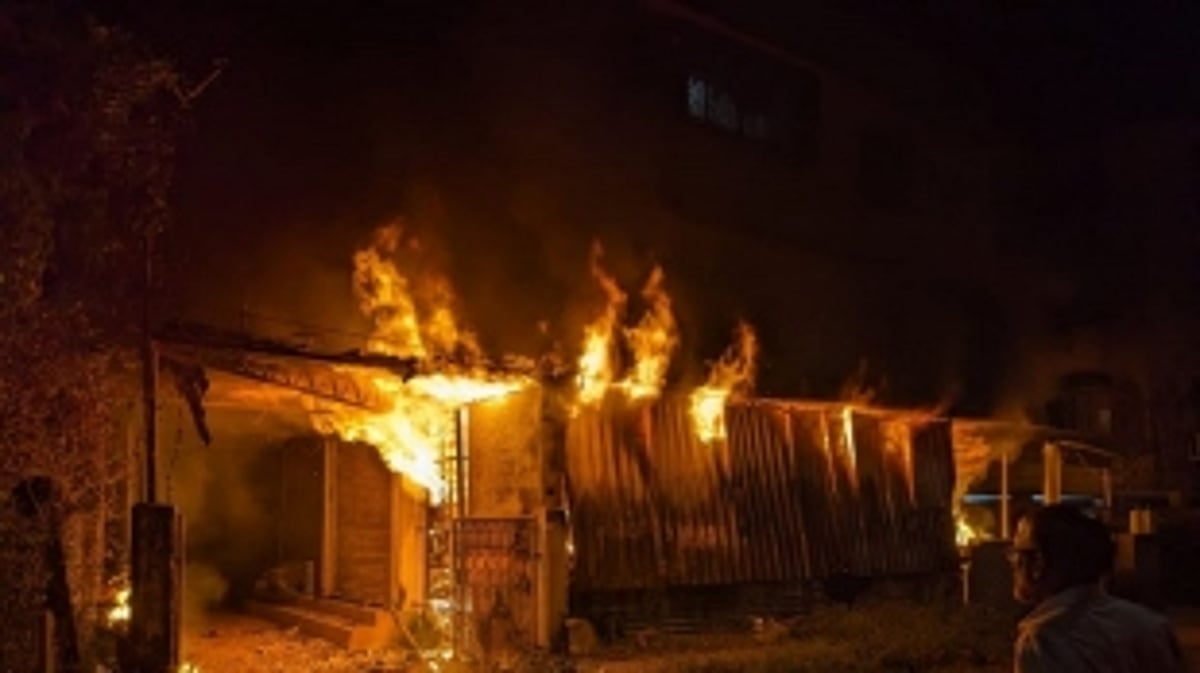 Fire Ravages Paint Godown in Porvorim