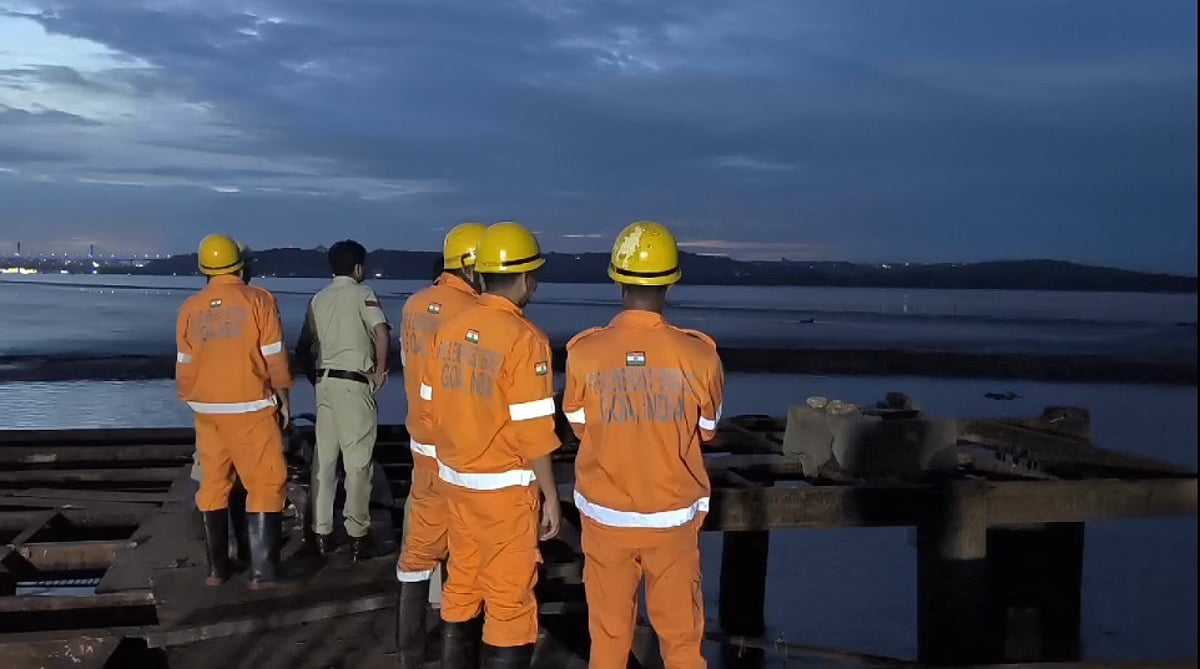 Fire service take three hours to retrieve body due to lack of boats