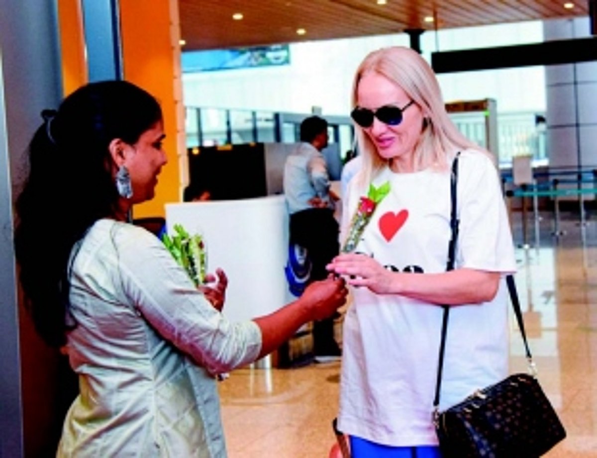 First Charter flight from Uzbekistan lands at Mopa