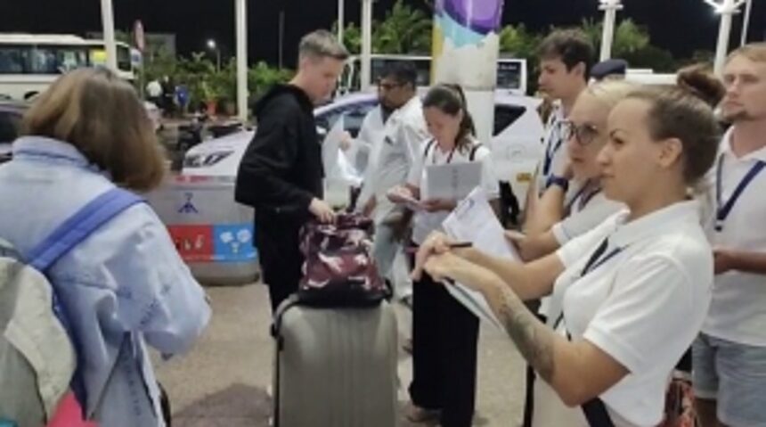 First International Charter Flight of the Season Welcomes 300 Russian Tourists to Goa