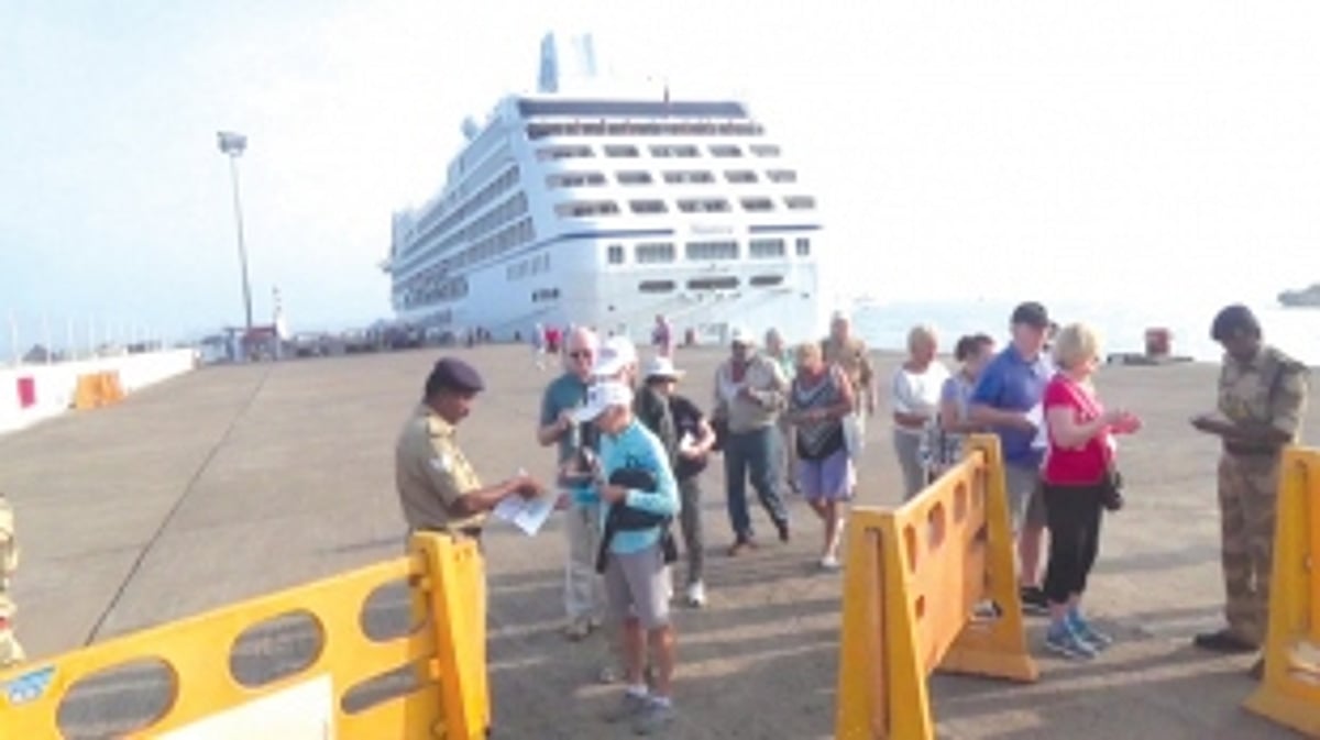 First cruise liner of season arrives with 535 guests