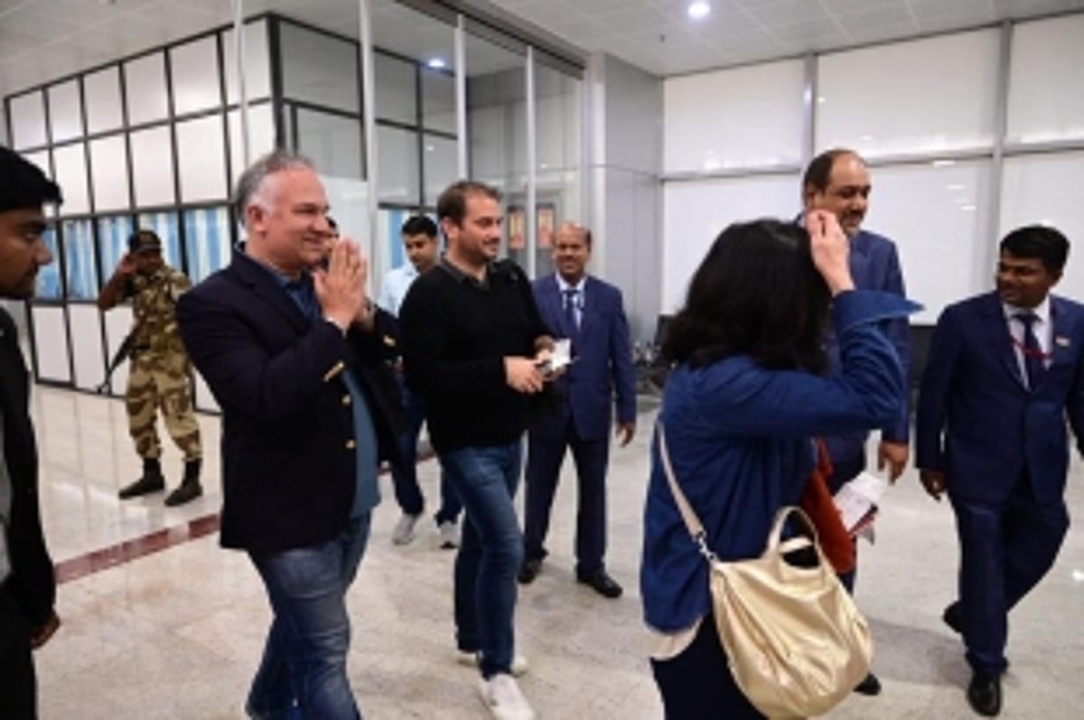 First group of international G20 delegates arrive in Goa