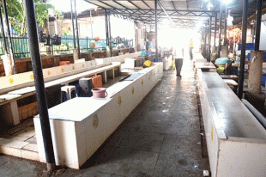 Fish famine leaves consumers disappointed 1 Fish famine leaves consumers disappointed