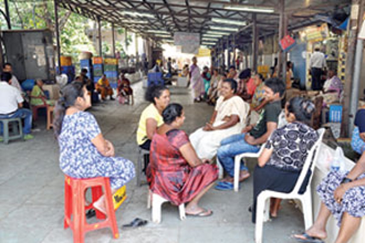 Fish vendors on strike - Day 2
