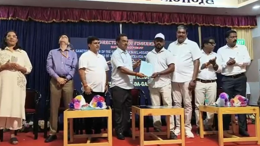 Fisheries Minister Announces Jetty, Solar Lights, and Welfare Boost for Mormugao Fishermen 1 Fisheries Minister Announces Jetty, Solar Lights, and Welfare Boost for Mormugao Fishermen