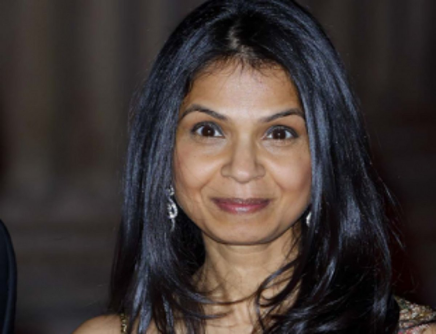 Fisherman bumps into UK’s First Lady on Benaulim beach, asks her to keep Goans there safe