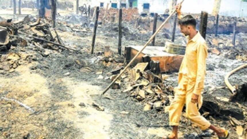 Five injured in mortar shelling by Pakistan along IB in J&K