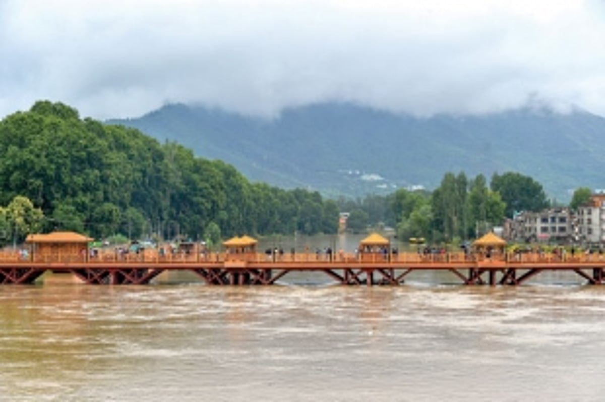 Flood alert in central Kashmir, 3 rain-related deaths in Jammu region