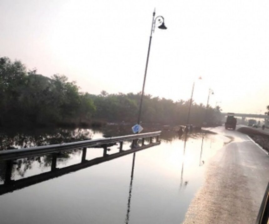 Flooding at Merces end of Atal Setu 1 Flooding at Merces end of Atal Setu