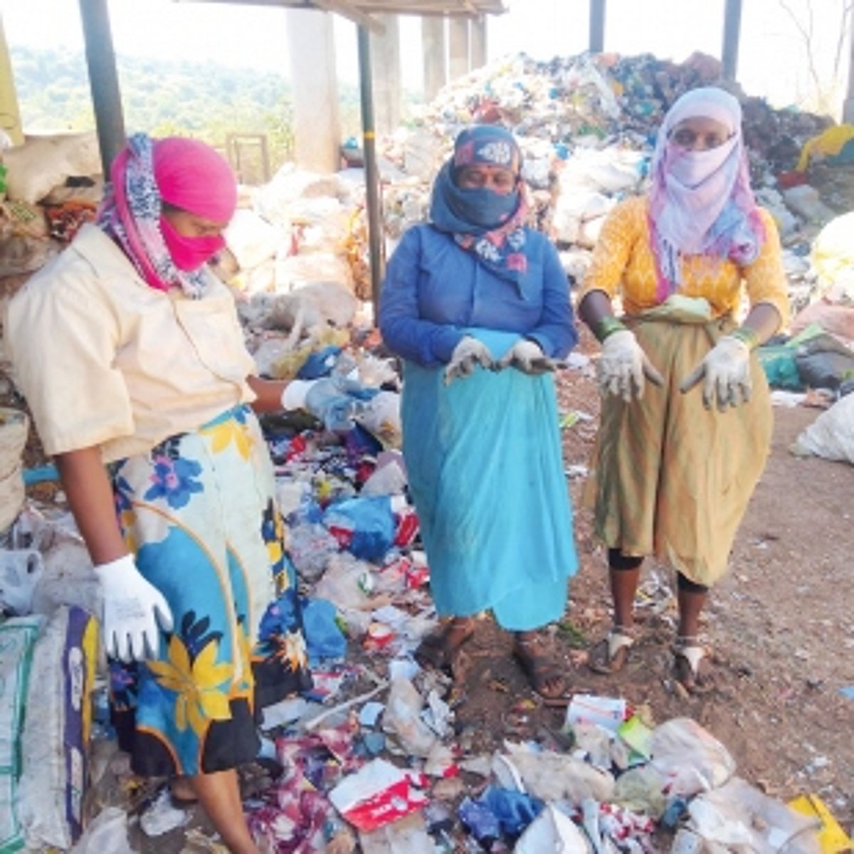 Following HC directives, MMC approves action  plan to tackle garbage issue at Sonsoddo dump