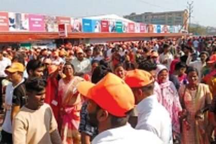 Food shortage, traffic chaos mar Modi event