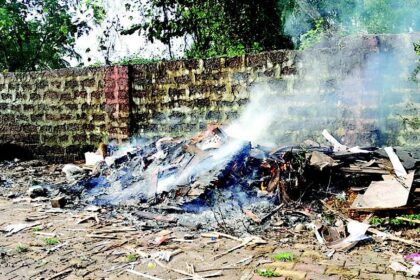 Footpath stretch from ESI Hospital to Rawanfond turns into a dumpsite