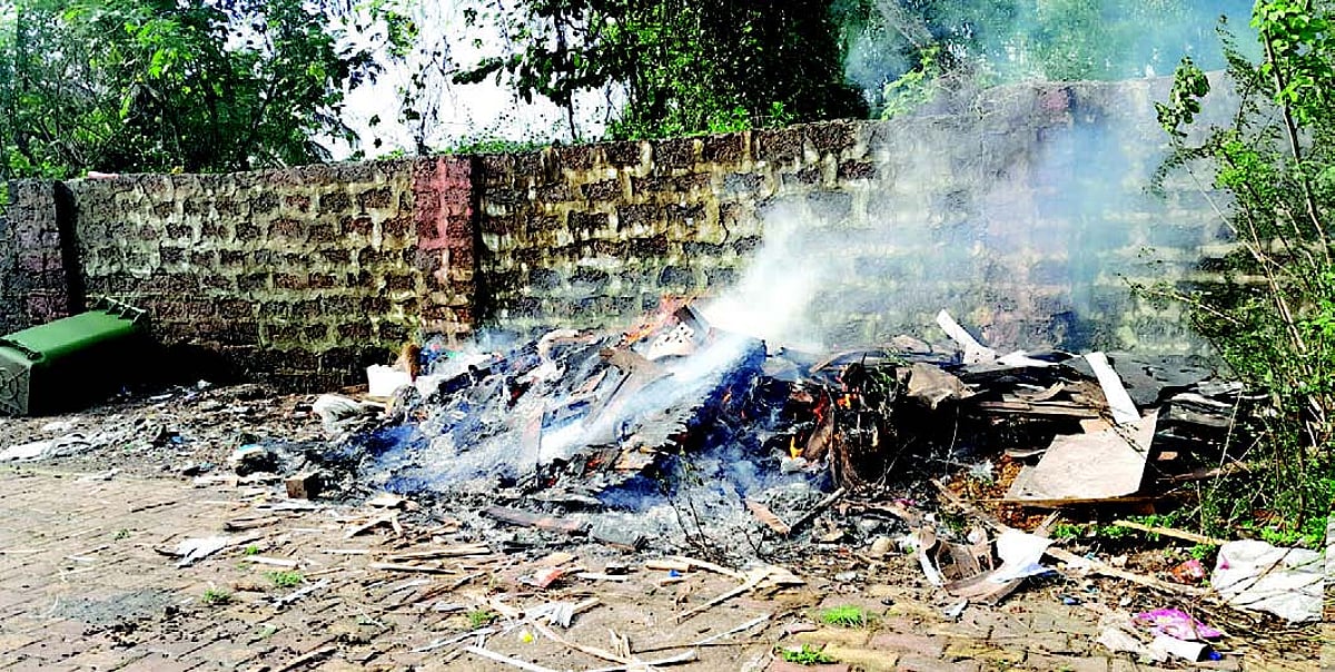 Footpath stretch from ESI Hospital to Rawanfond turns into a dumpsite